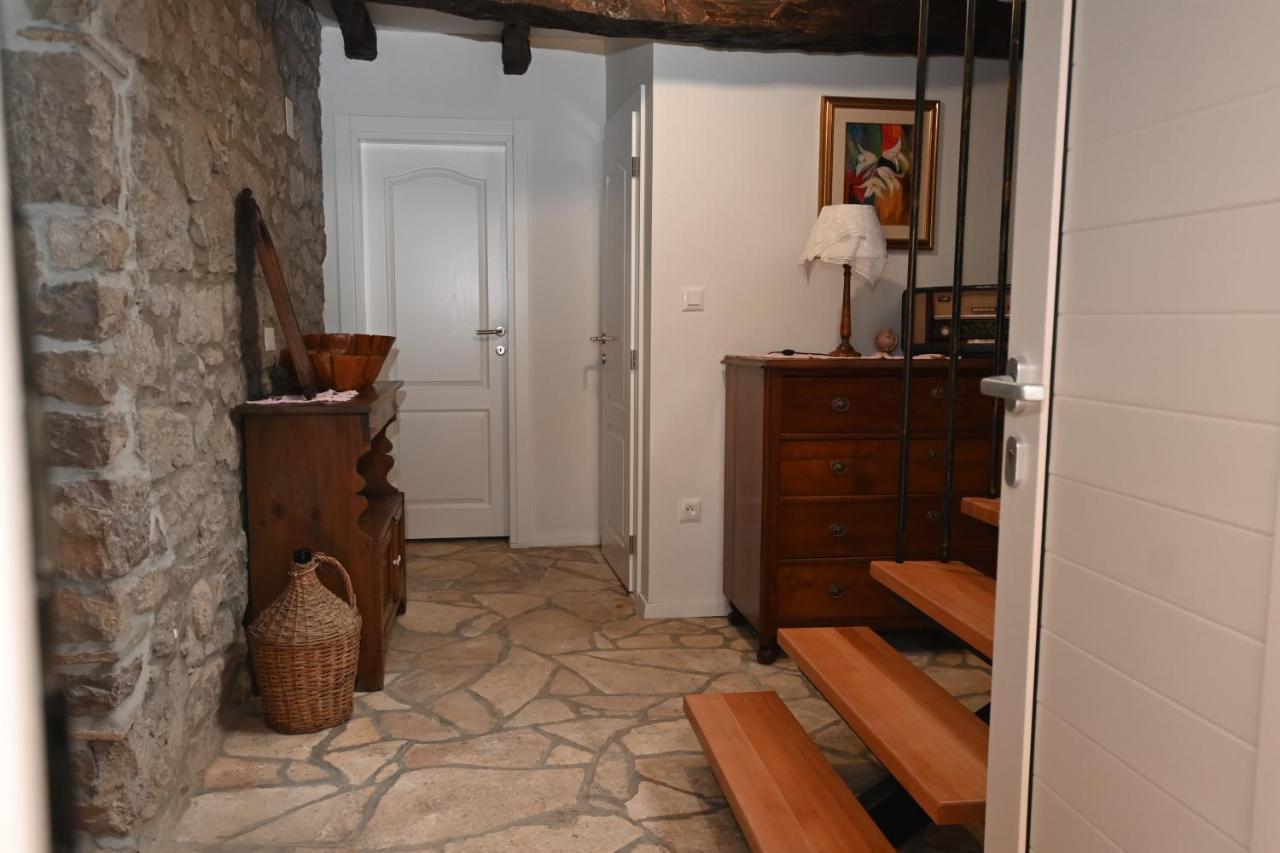 בוזט Villa Mavrici, Neighbors Free מראה חיצוני תמונה