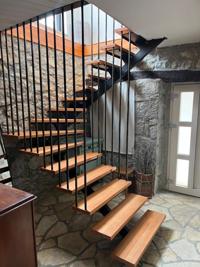 בוזט Villa Mavrici, Neighbors Free מראה חיצוני תמונה