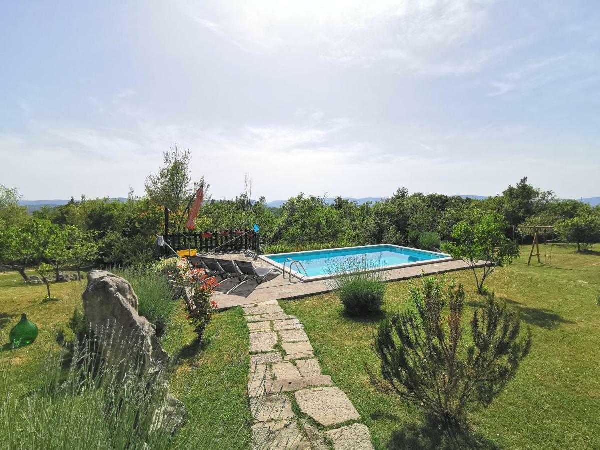 בוזט Villa Mavrici, Neighbors Free מראה חיצוני תמונה