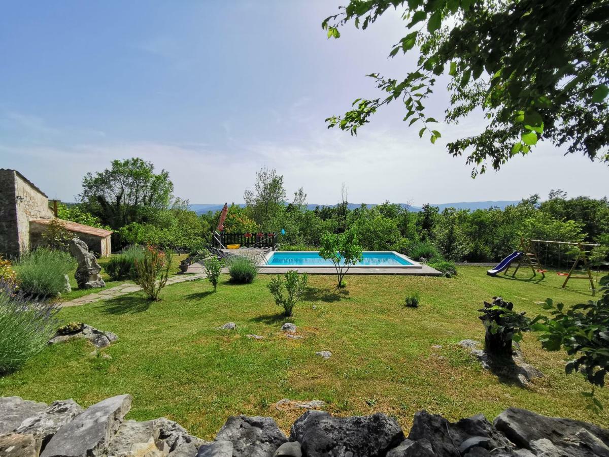בוזט Villa Mavrici, Neighbors Free מראה חיצוני תמונה